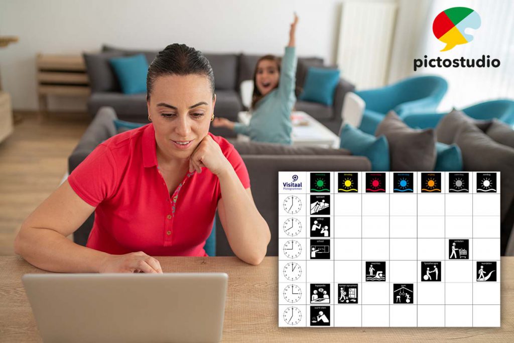 Foto van moeder achter de laptop en dochter op de bank. Rechtsonder een weekschema, opgemaakt met Pictostudio Pro.